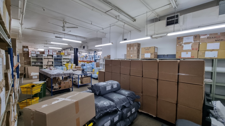 To Let Commercial Property for Rent in Woodstock Western Cape